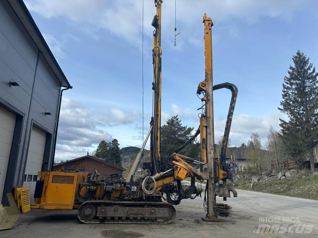 Klemm KR 807-4 Strojevi za zabijanje stupova