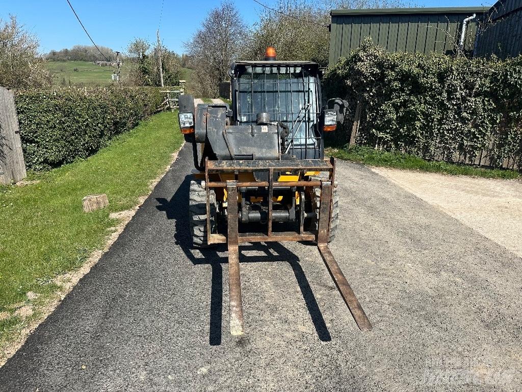 JCB 520-40 Teleskopski viličari