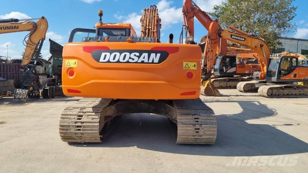 Doosan DX 225 Bageri gusjeničari