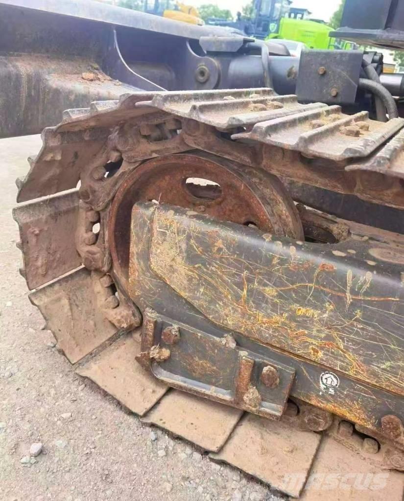 Volvo 55 Bageri gusjeničari