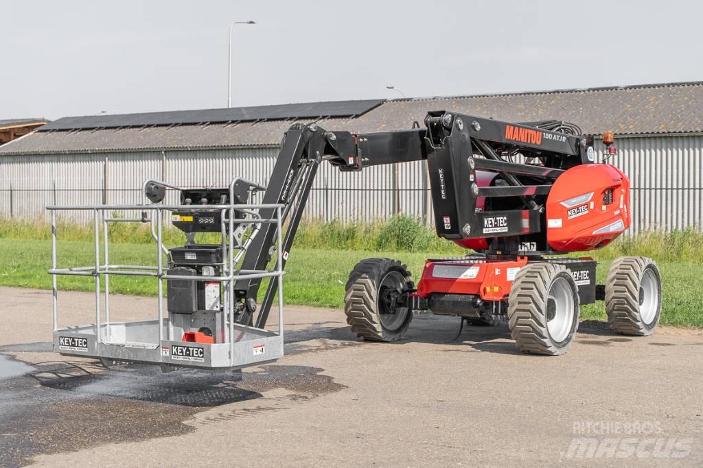Manitou 180 ATJ e Zglobne podizne platforme