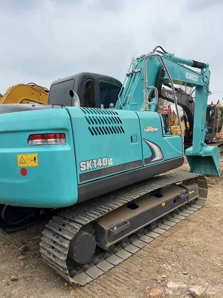 Kobelco SK140 Bageri gusjeničari