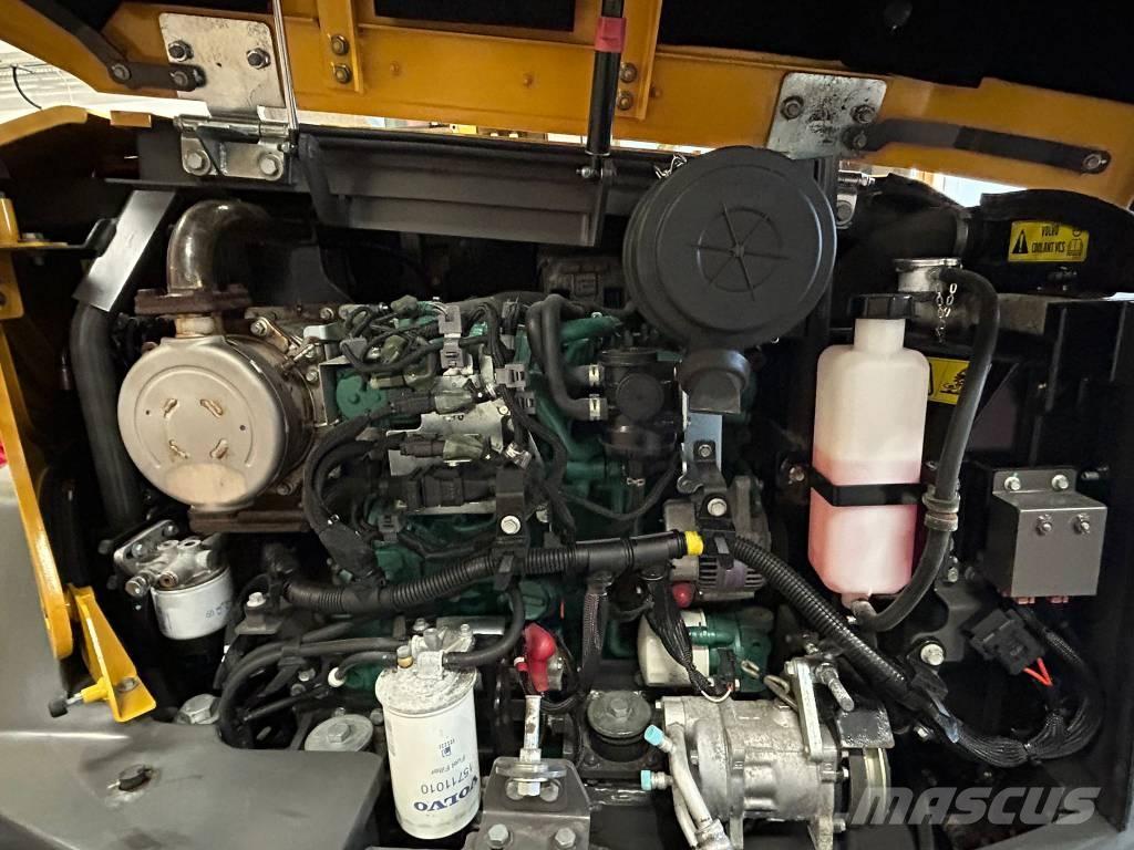 Volvo ECR 88 D PRO Midi bageri 7t – 12t