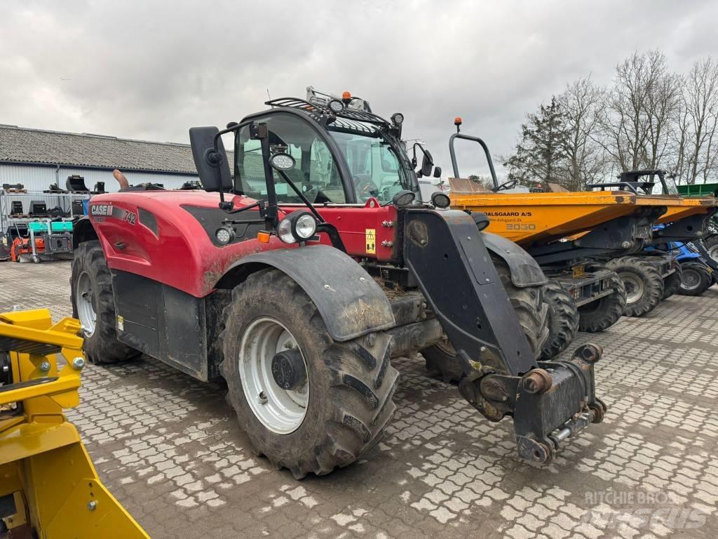 CASE Farmlift Teleskopski viličari
