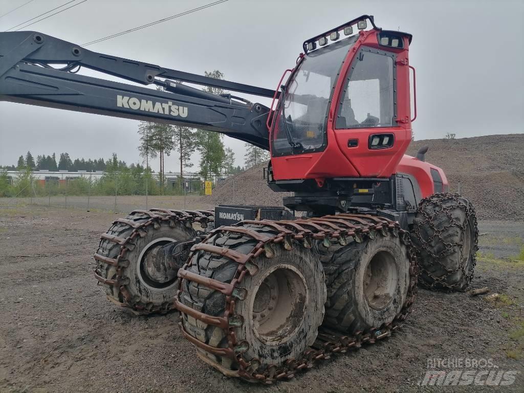 Komatsu 911 Harversteri
