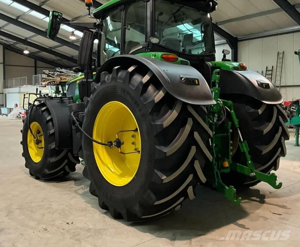 John Deere 6R 250 Traktori
