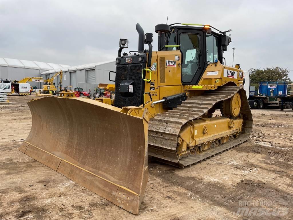 CAT D 6 T EPA Buldožeri gusjeničari