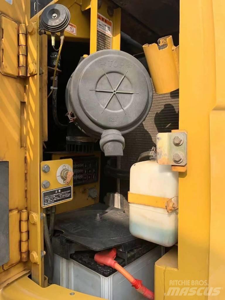 CAT 313 C Bageri gusjeničari