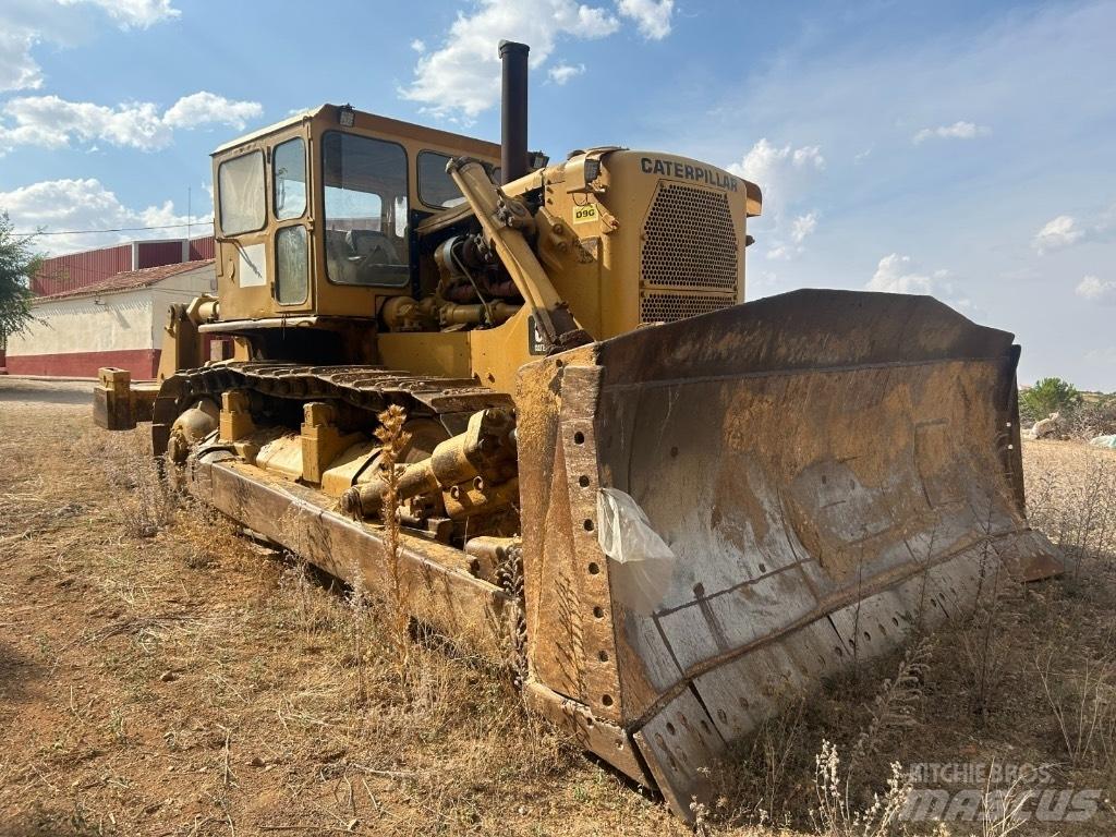 CAT D 9 G Buldožeri gusjeničari