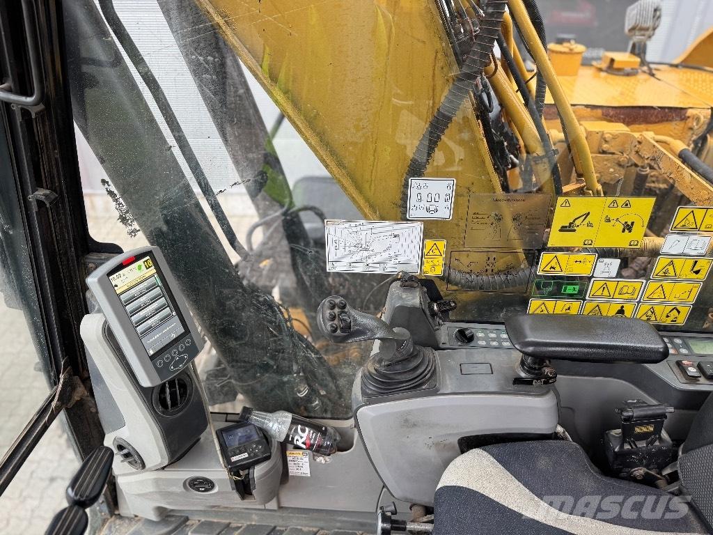 CAT 318 E L Bageri gusjeničari