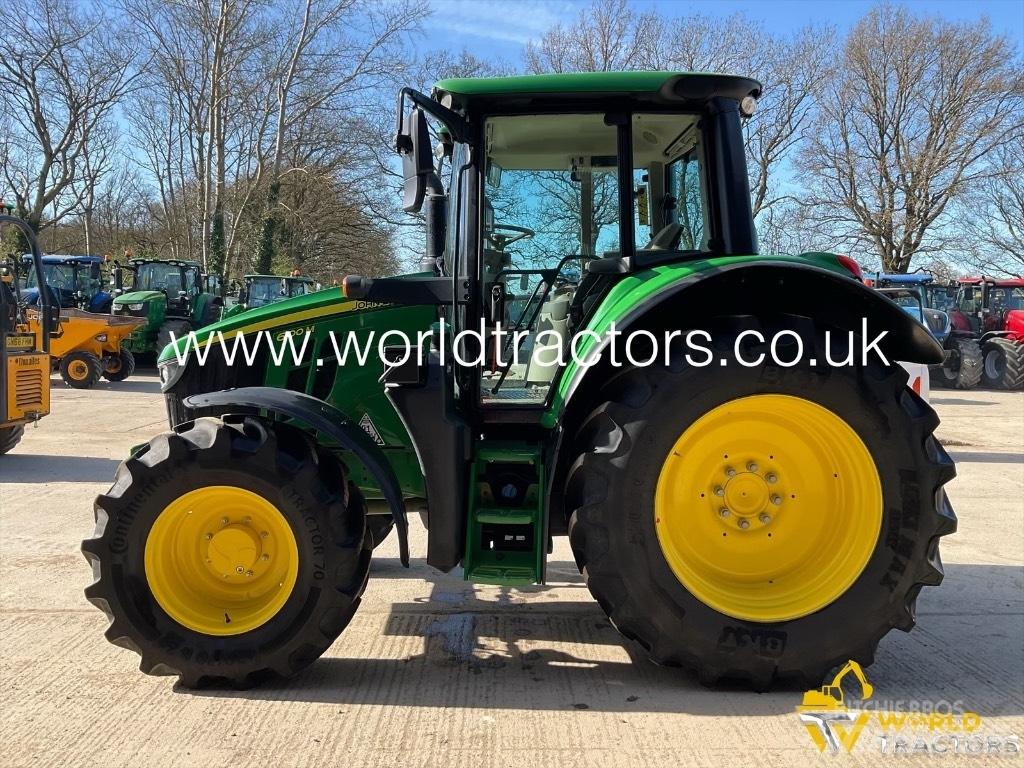 John Deere 6100 M Traktori