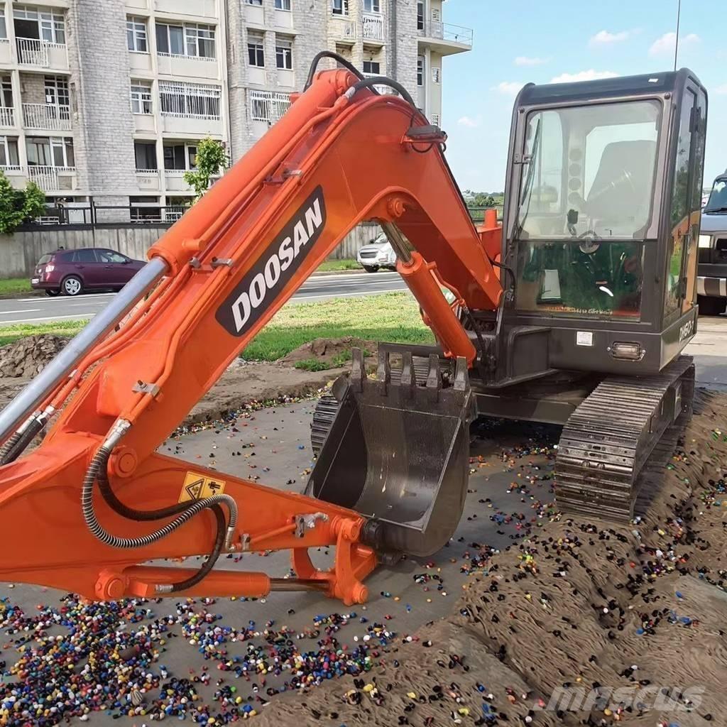 Doosan DH 60 Mini bageri <7t