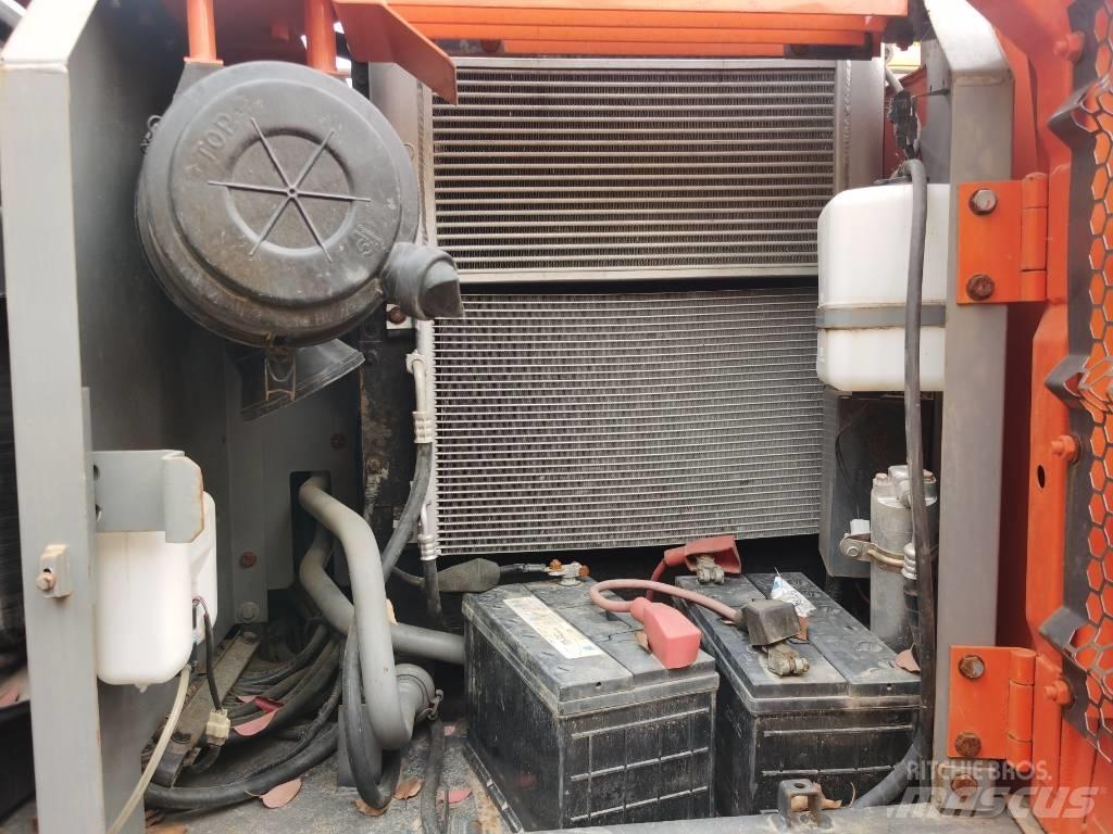 Hitachi ZX 120 Bageri gusjeničari