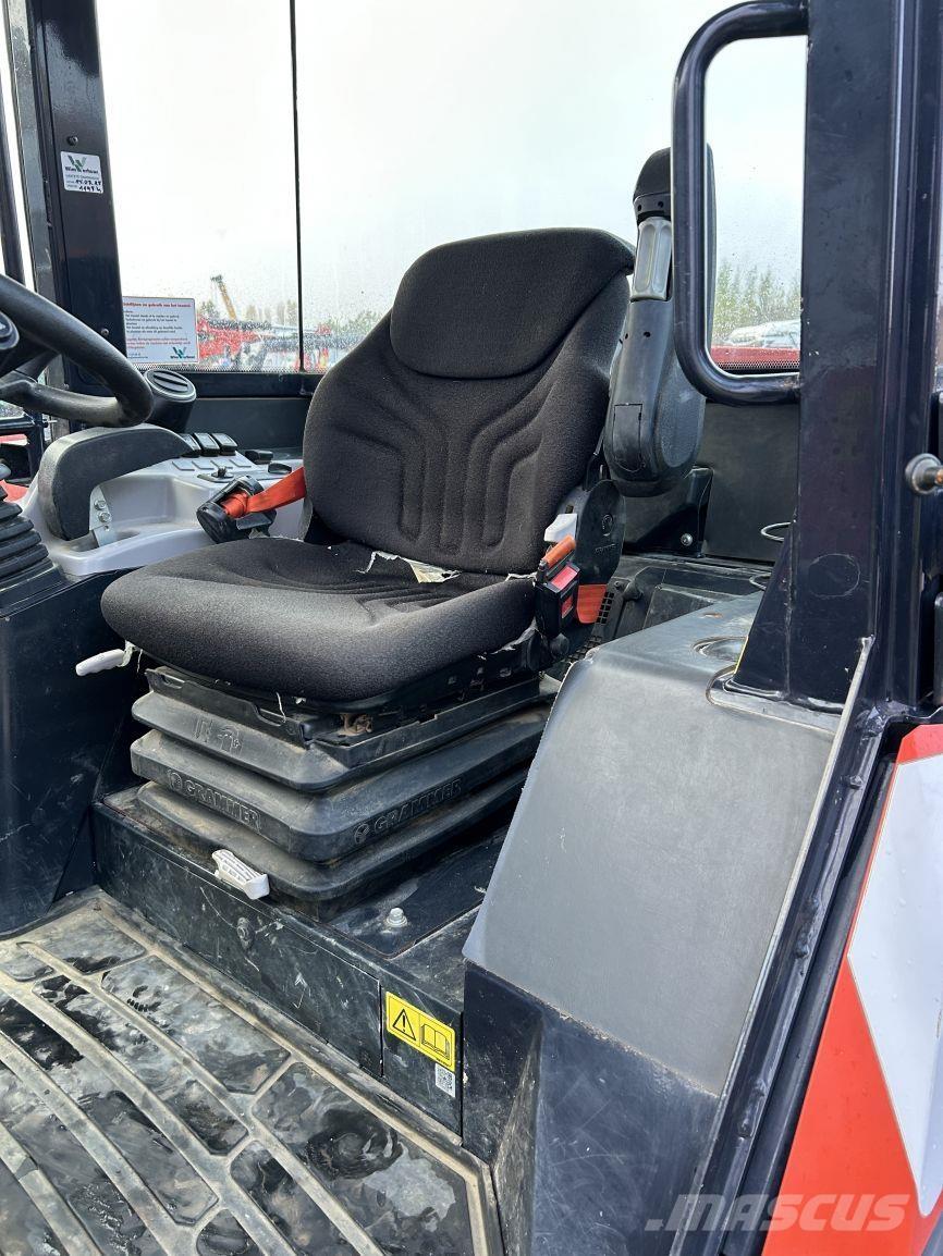 Kubota R070 (6678) Višenamjenski utovarivači