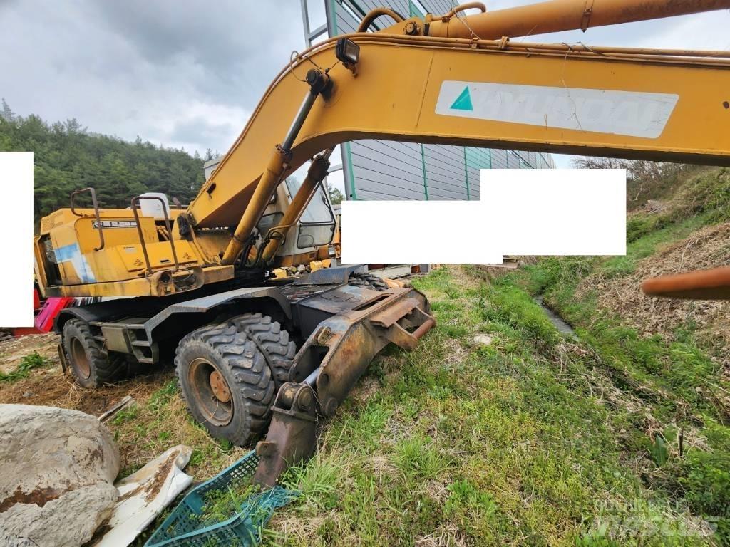 Hyundai ROBEX 2000W Bageri na kotačima