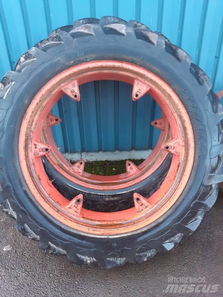 Goodyear 12.4-36 Gume, kotači i naplatci