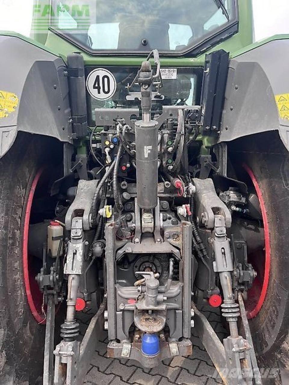 Fendt 828 Traktori