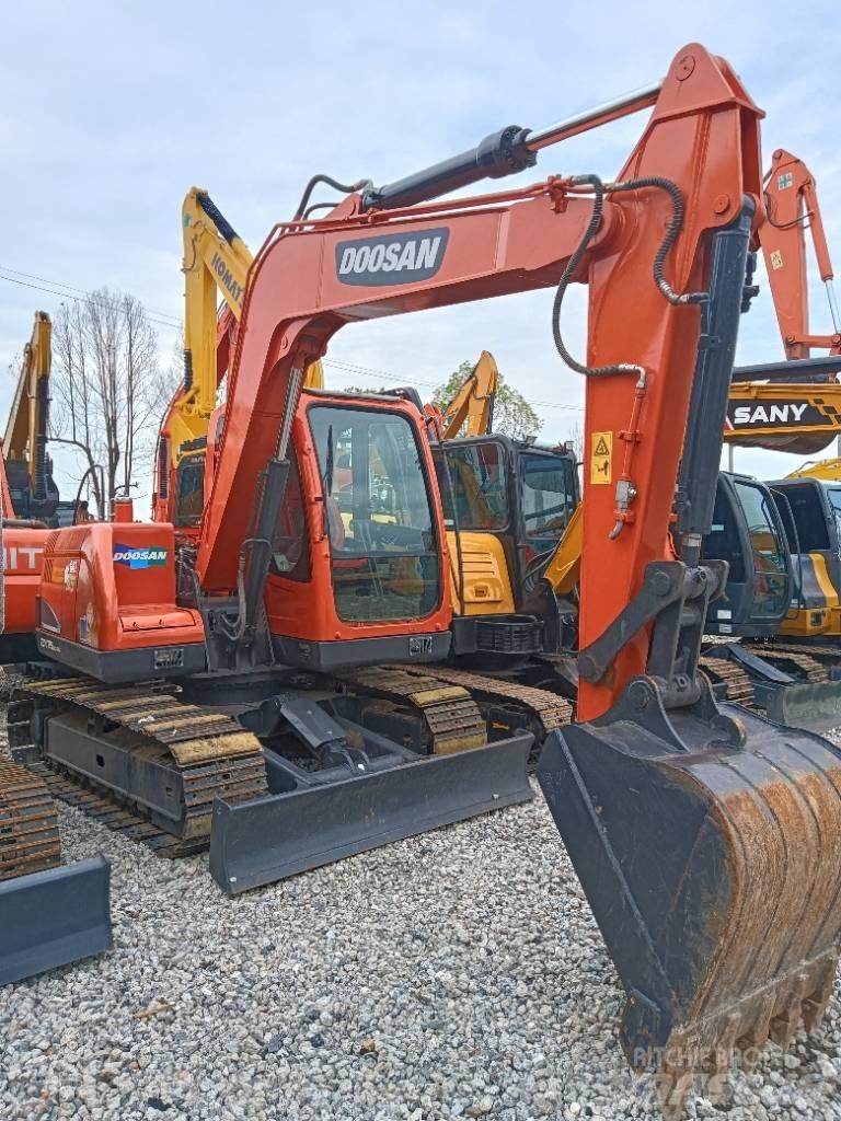 Doosan DX 75 Mini bageri <7t