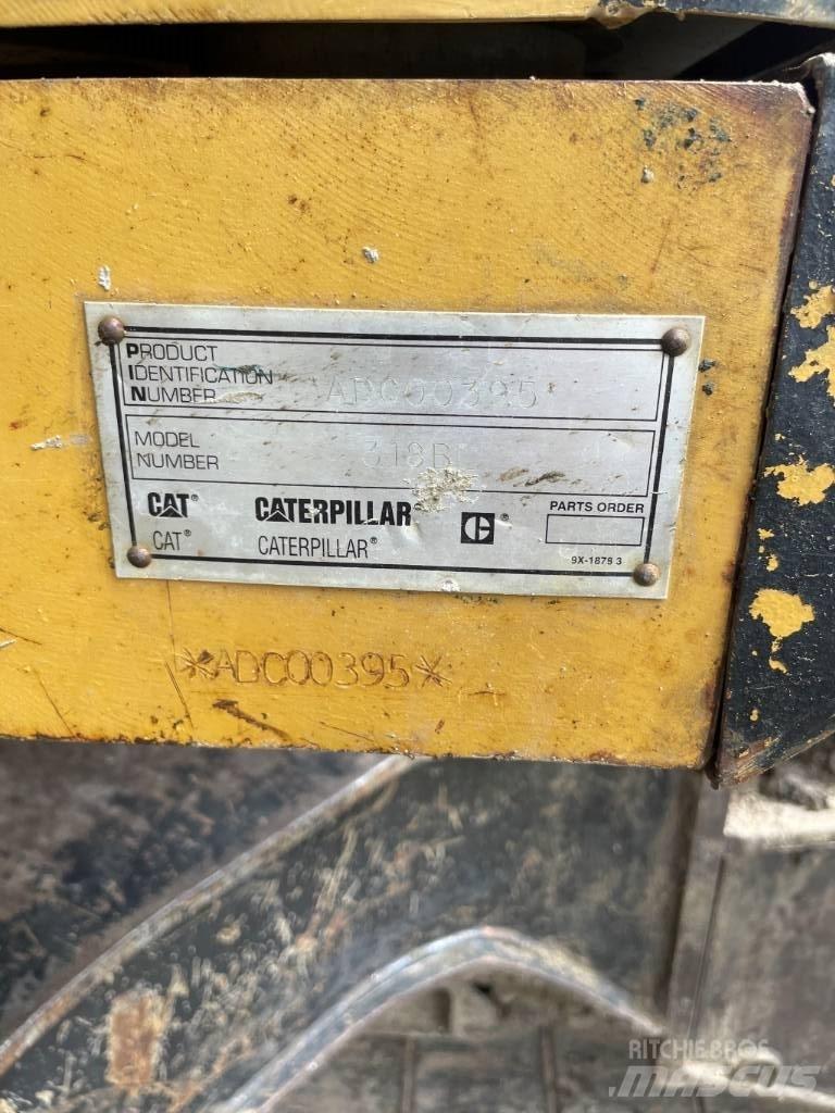CAT 318 B L Bageri gusjeničari