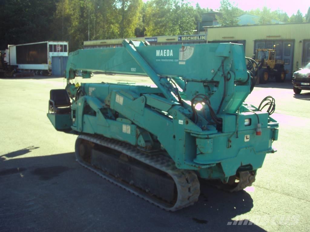 Maeda MC 405 CRME Kranovi sa gusjenicama