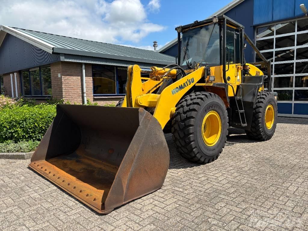 Komatsu WA 320-5 Utovarivači na kotačima