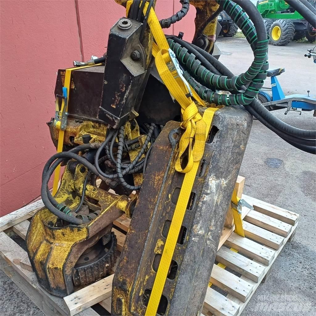 John Deere H415 Glave za kombajne