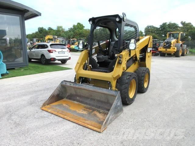 CAT 226 D Skid steer mini utovarivači