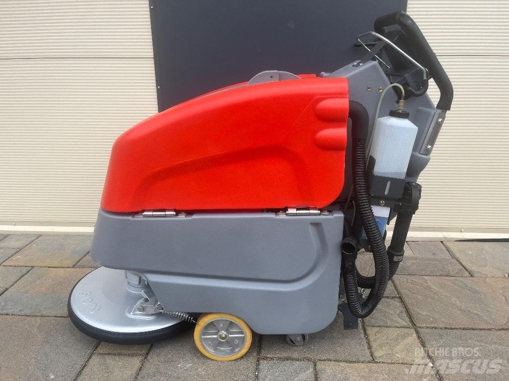 Hako B45 CL Strojevi za čiščenje i ribanje podova