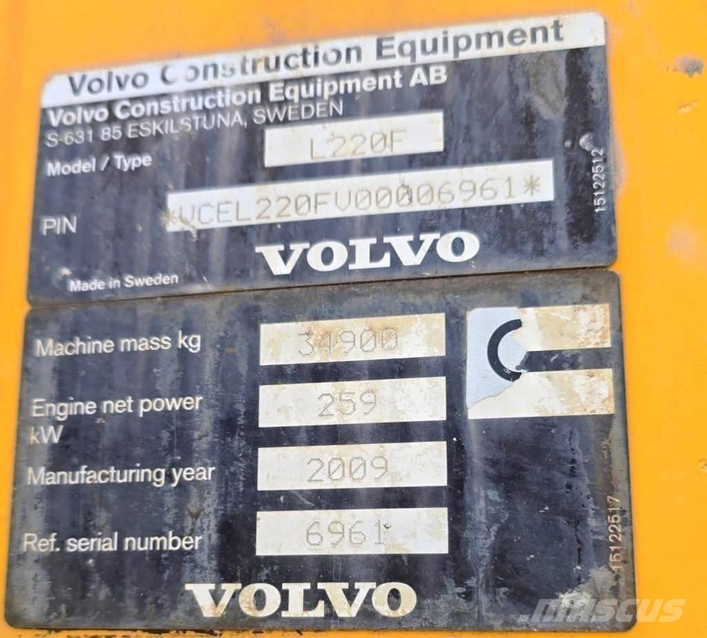 Volvo L 220 F Utovarivači na kotačima
