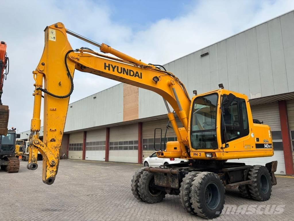 Hyundai 140W-7 Bageri na kotačima