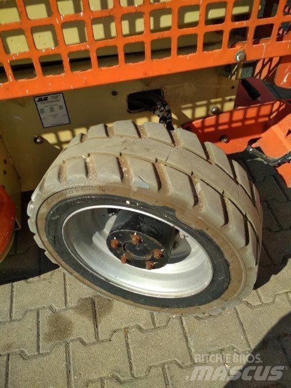 JLG M 4069 Škaraste platforme