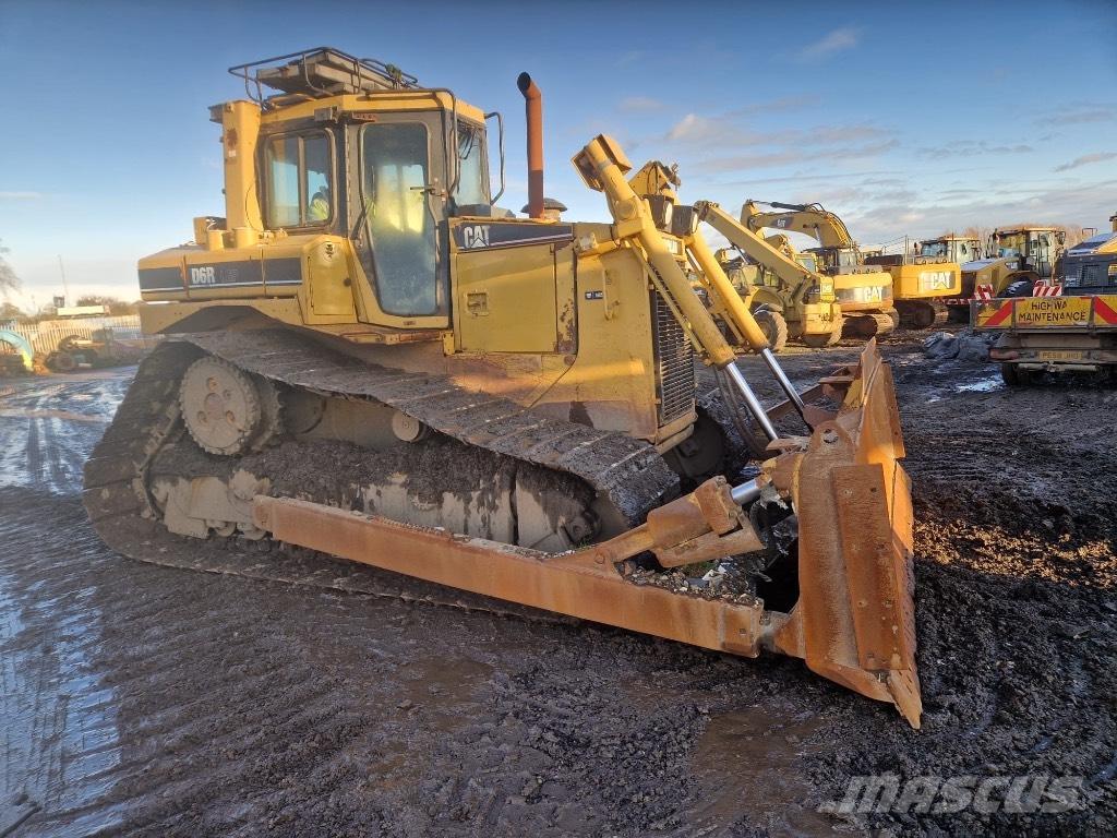 CAT D 6 R LGP III Buldožeri gusjeničari