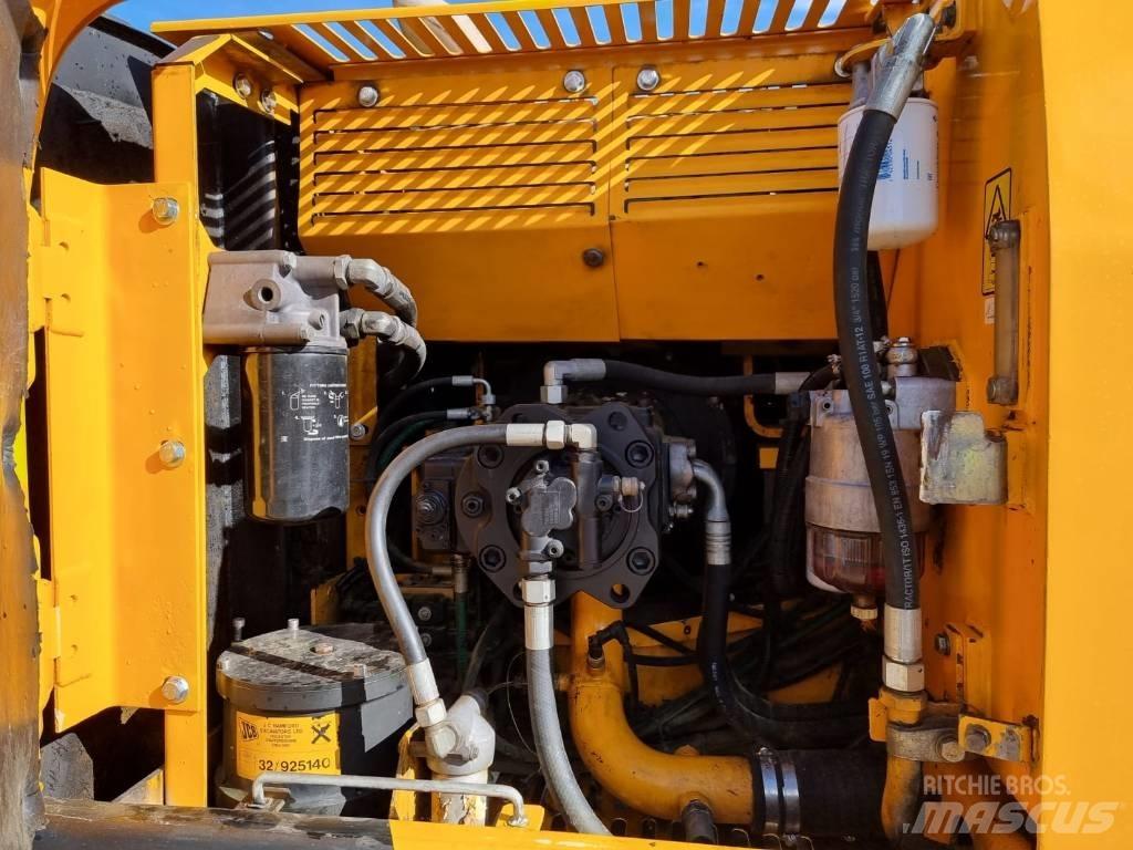 JCB JS 200 LC Bageri gusjeničari