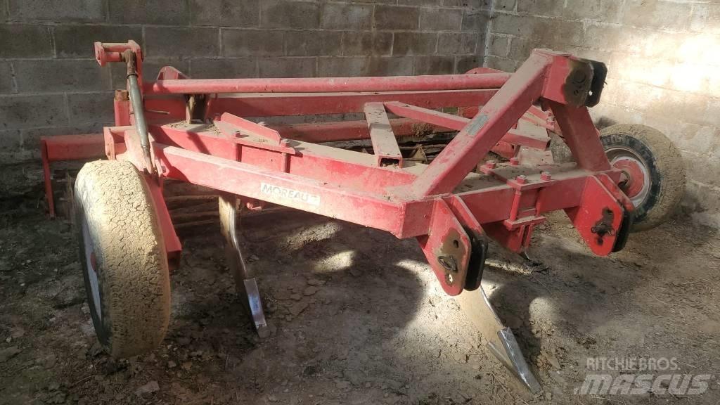 Moreau 3 DENTS Međuredni kultivatori
