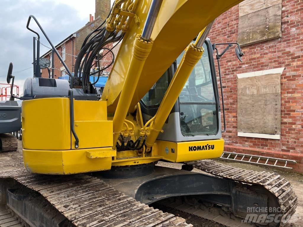 Komatsu PC 228 USLC Bageri gusjeničari