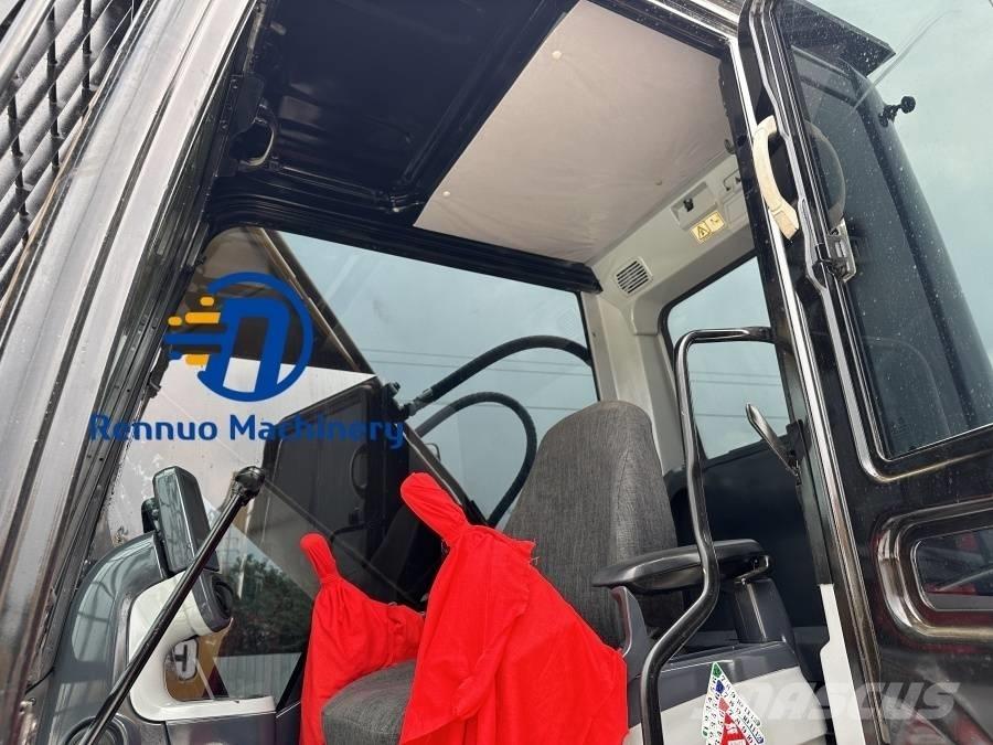 CAT 320 D2L Bageri gusjeničari