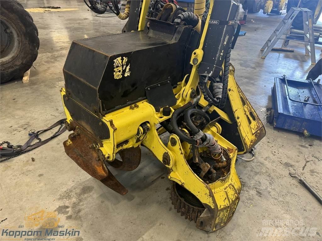 John Deere 415 Glave za kombajne