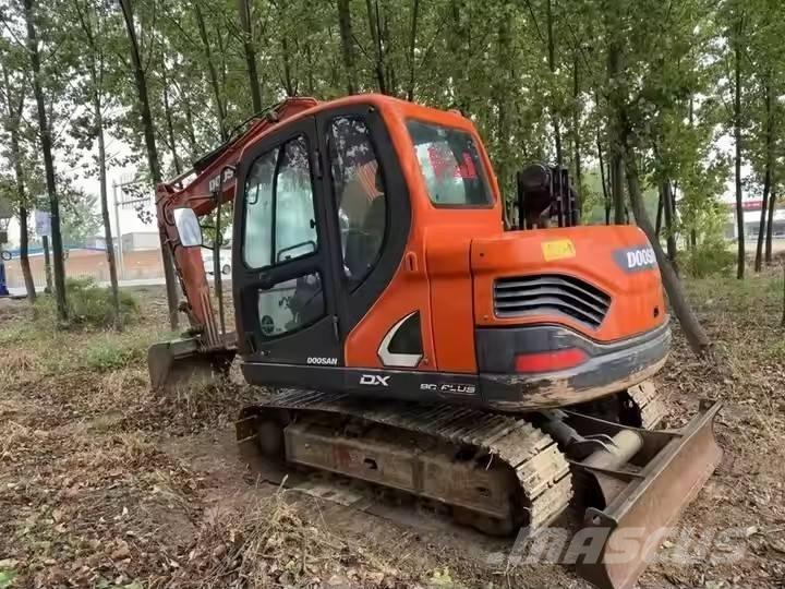 Doosan DX 75 Bageri gusjeničari