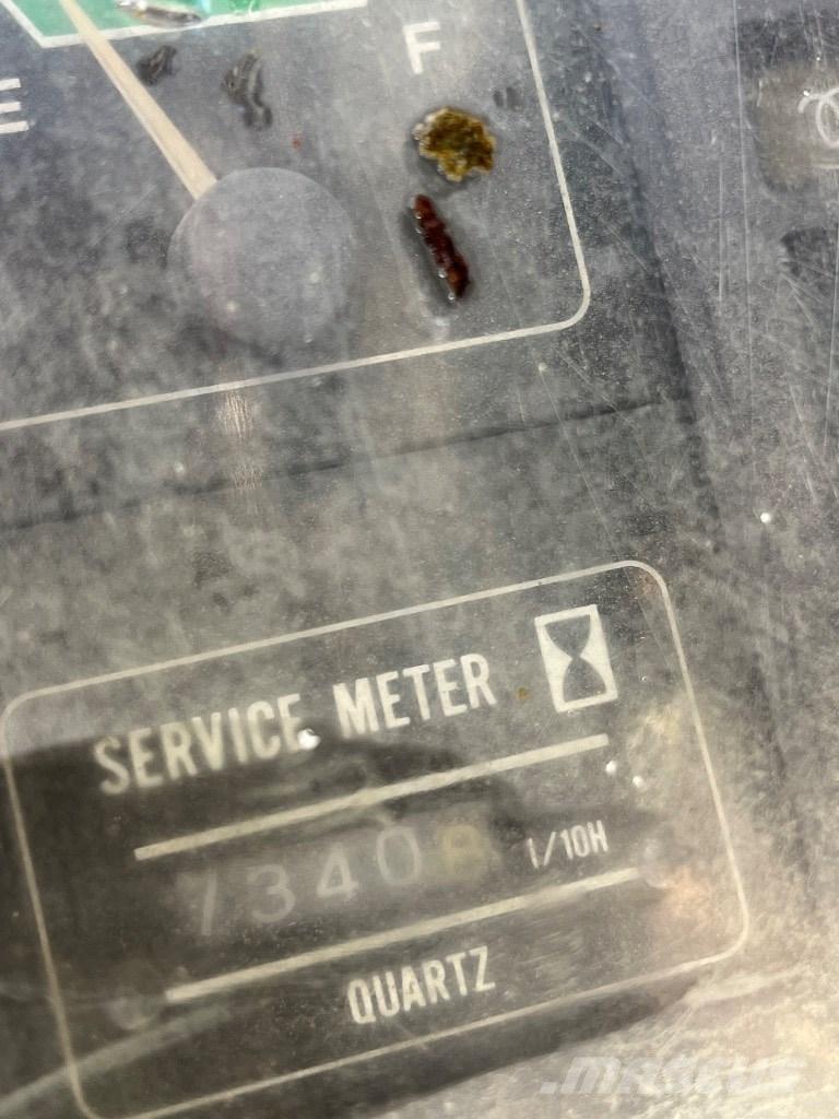 Hitachi EX 200-1 Bageri gusjeničari