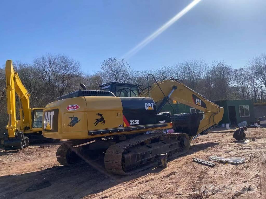 CAT 325 D Bageri gusjeničari