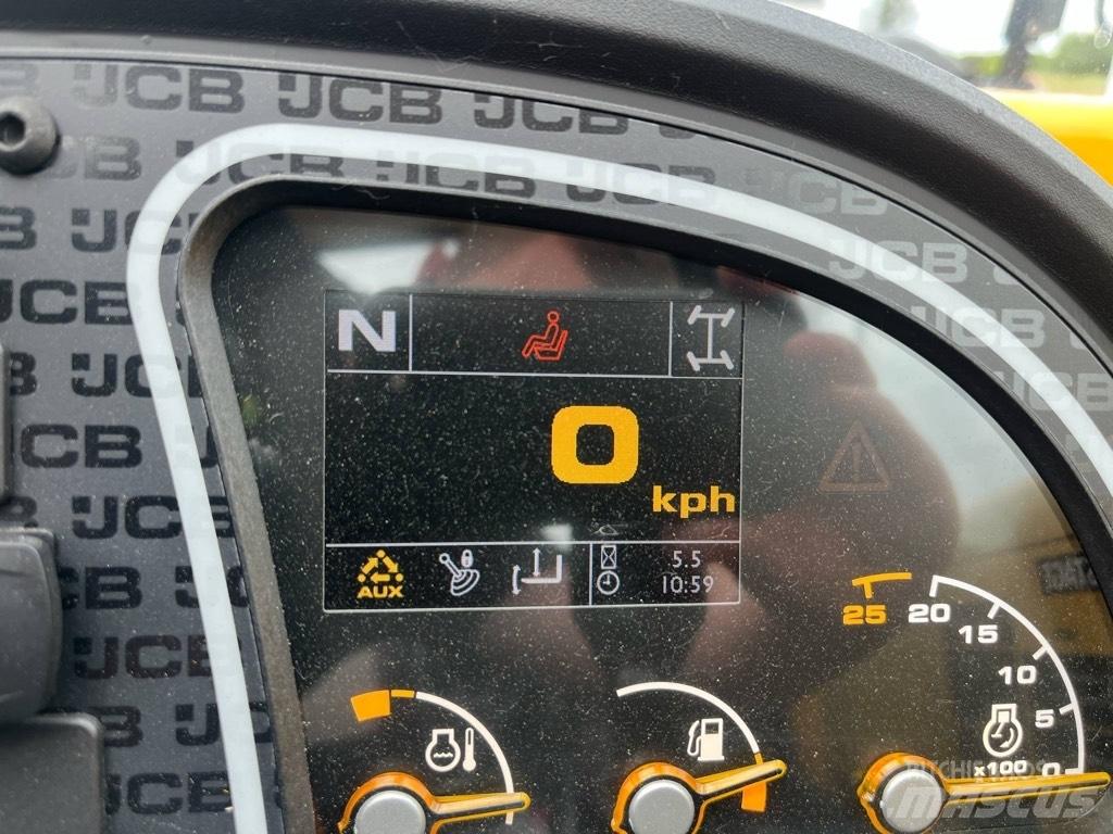 JCB 525-60 Hi-Viz Teleskopski viličari
