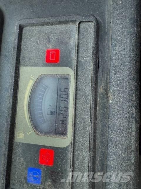 Hitachi ZX 26 Mini bageri <7t