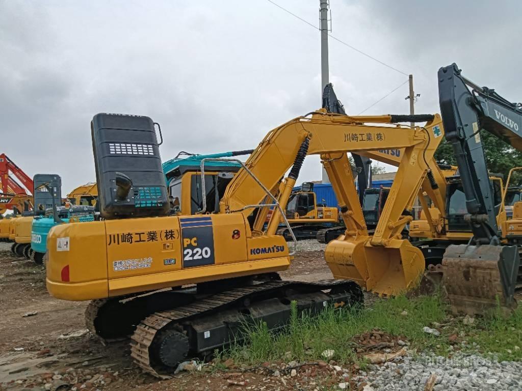 Komatsu PC 220-8 Bageri gusjeničari