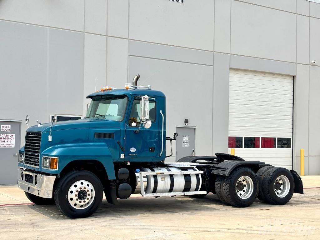 Mack Pinnacle Traktorske jedinice