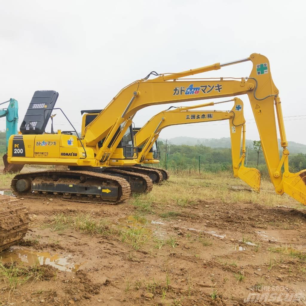 Komatsu PC200-8 Bageri gusjeničari
