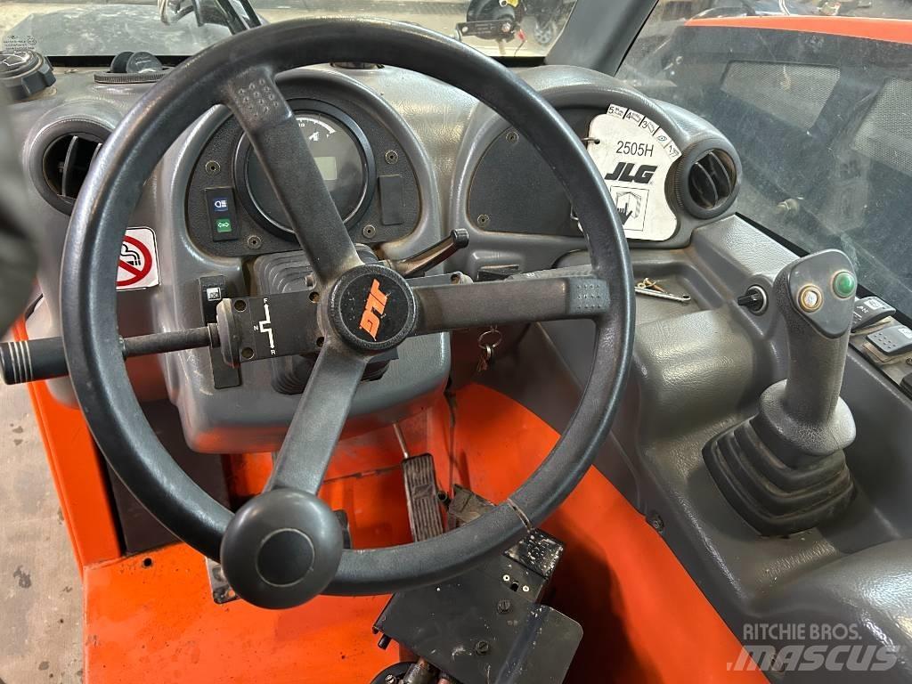 JLG 2505 H Teleskopski viličari