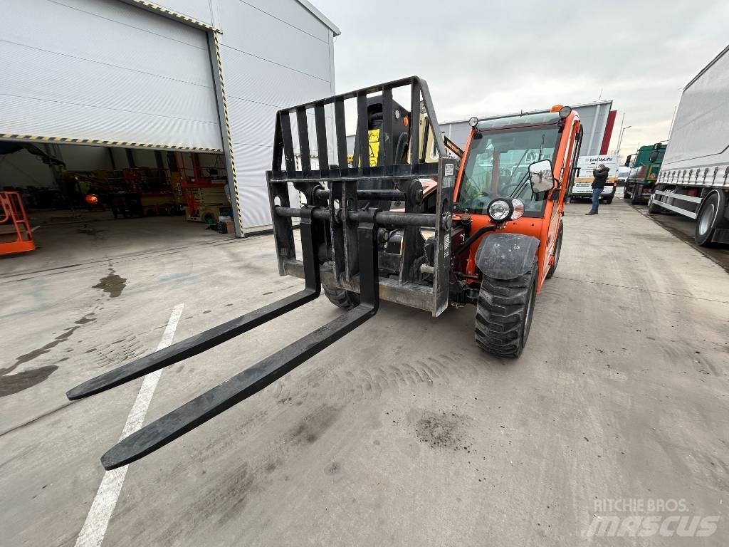 JLG 2505 H Teleskopski viličari
