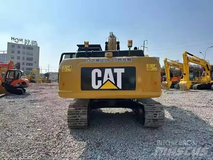 CAT CAT324D2 Midi bageri 7t – 12t