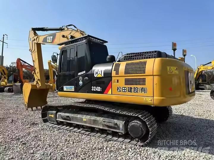 CAT CAT324D2 Midi bageri 7t – 12t