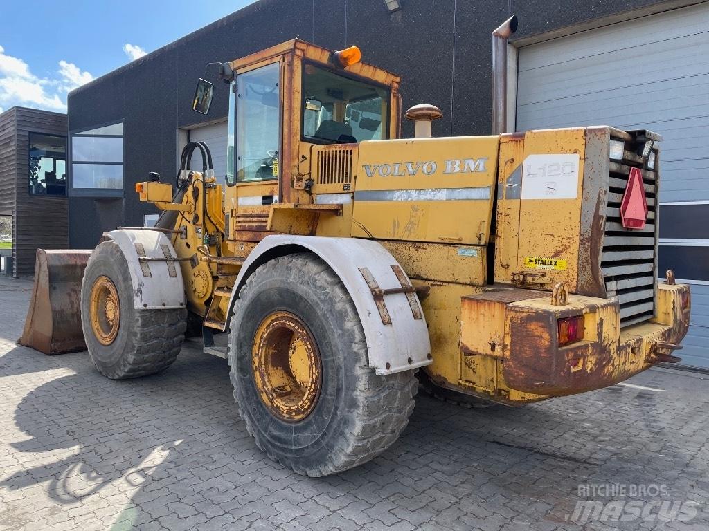 Volvo L120B Utovarivači na kotačima